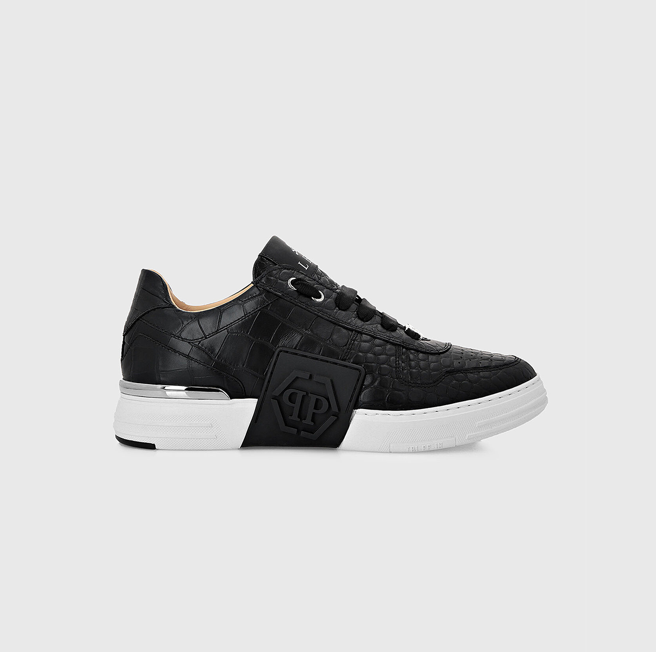 PLATFORM SOLE SNEAKERS IN BLACK
